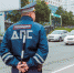 Автоэксперт рассказал о штрафах для водителей за бургер, наушники, сланцы и макияж - SevastopolMedia