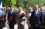 Илья Журавлев поздравляет Председателя ЛДПР Леонида Слуцкого с Днем рождения