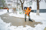 Городские дорожные и коммунальные службы работают в усиленном режиме