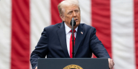 Сенаторы проголосовали по резолюции, ограничивающей полномочия Трампа по ведению войны - SevastopolMedia