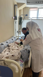 Священник посетил больных детей в Детском больничном комплексе