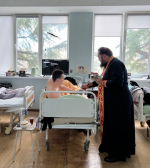 Посещение и поздравление с Пасхой находящихся на лечении в горбольнице №9